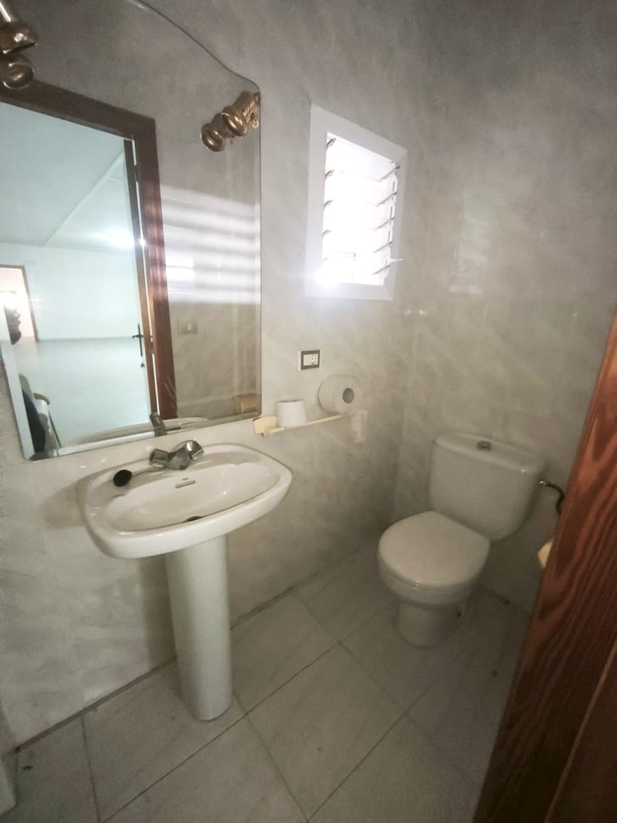 Virksomhed til salg i Xativa - € 600.000 (Ref: 9541230)