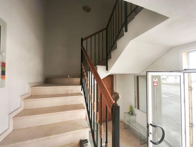 Virksomhed til salg i Xàtiva - € 600.000 (Ref: 9541230)