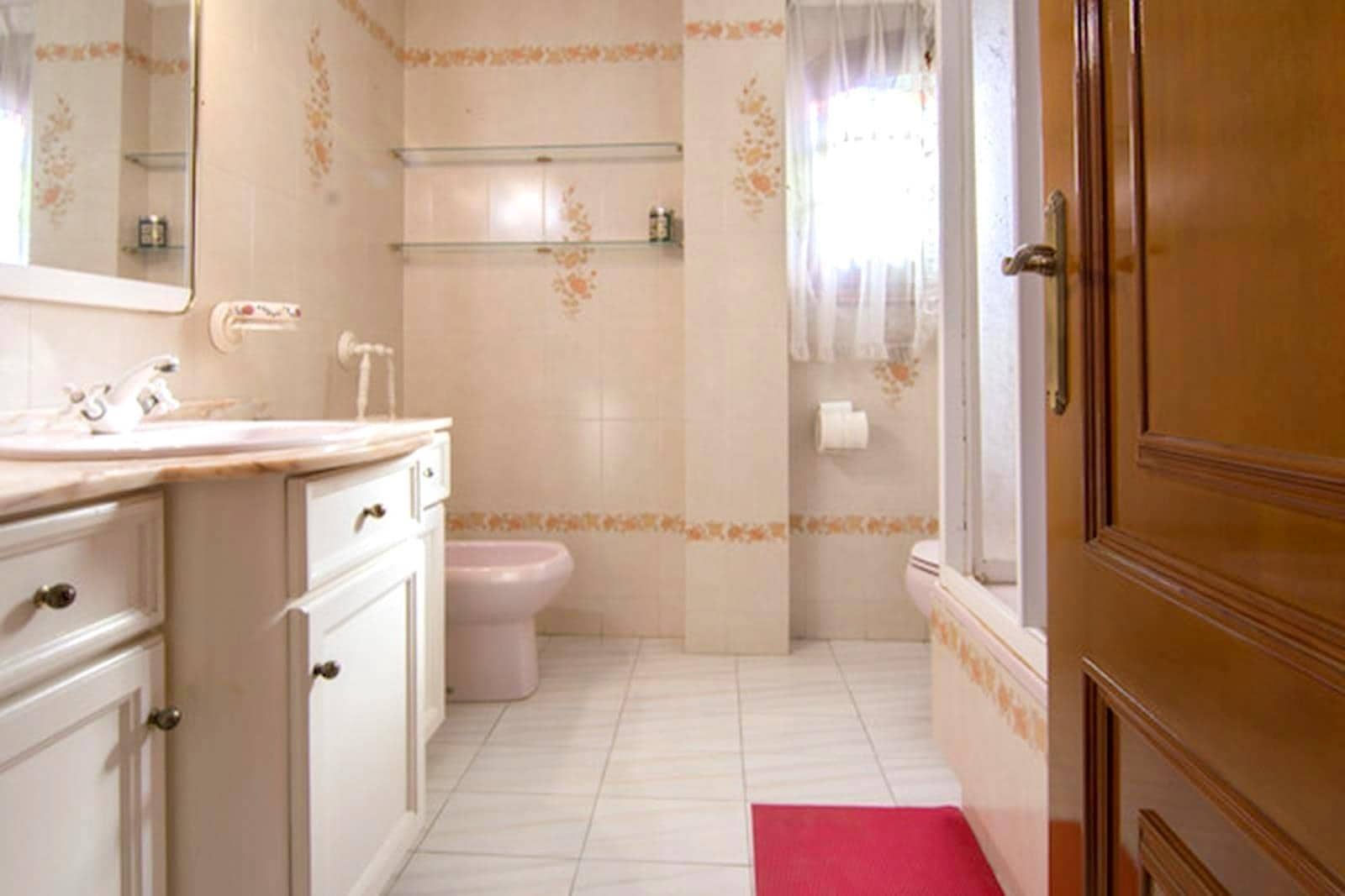 6 soveværelse Villa til salg i Canals med garage - € 400.000 (Ref: 9555975)