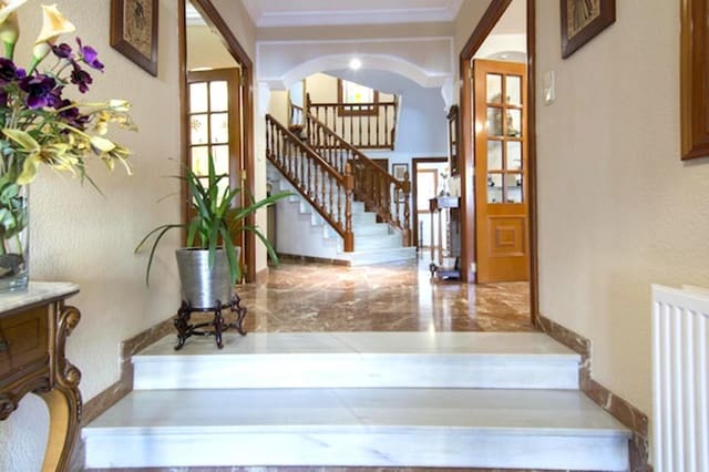 6 soveværelse Villa til salg i Canals med garage - € 400.000 (Ref: 9555975)