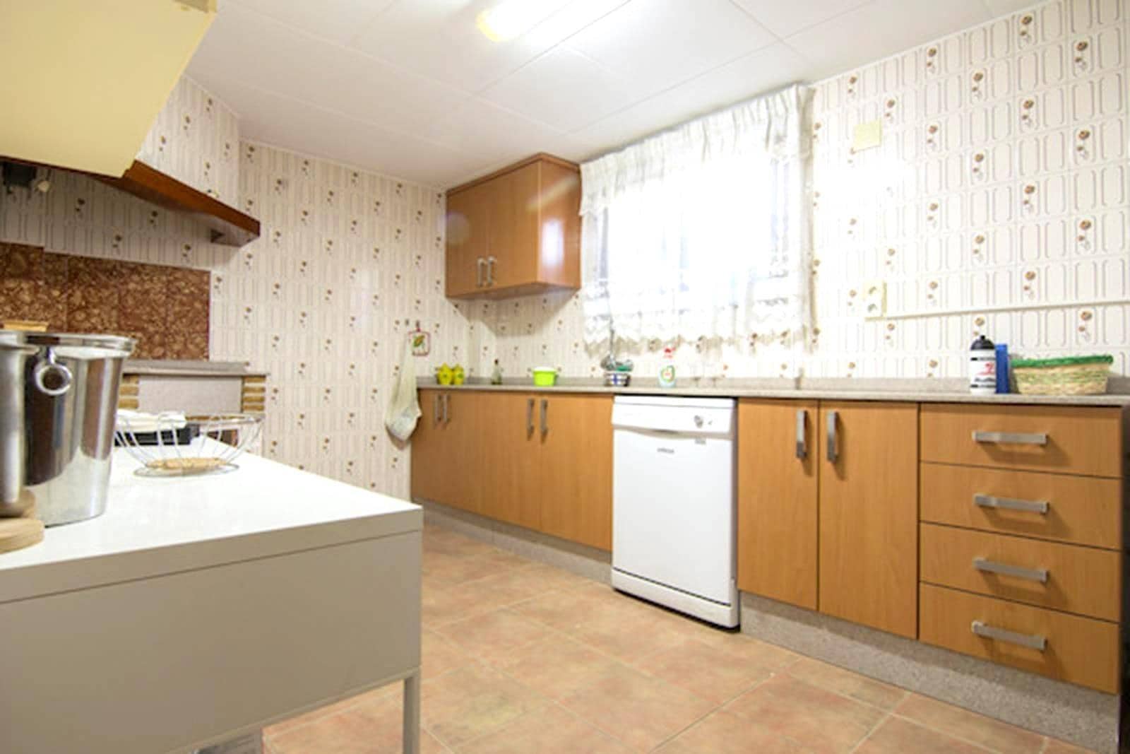 6 soveværelse Villa til salg i Canals med garage - € 400.000 (Ref: 9555975)