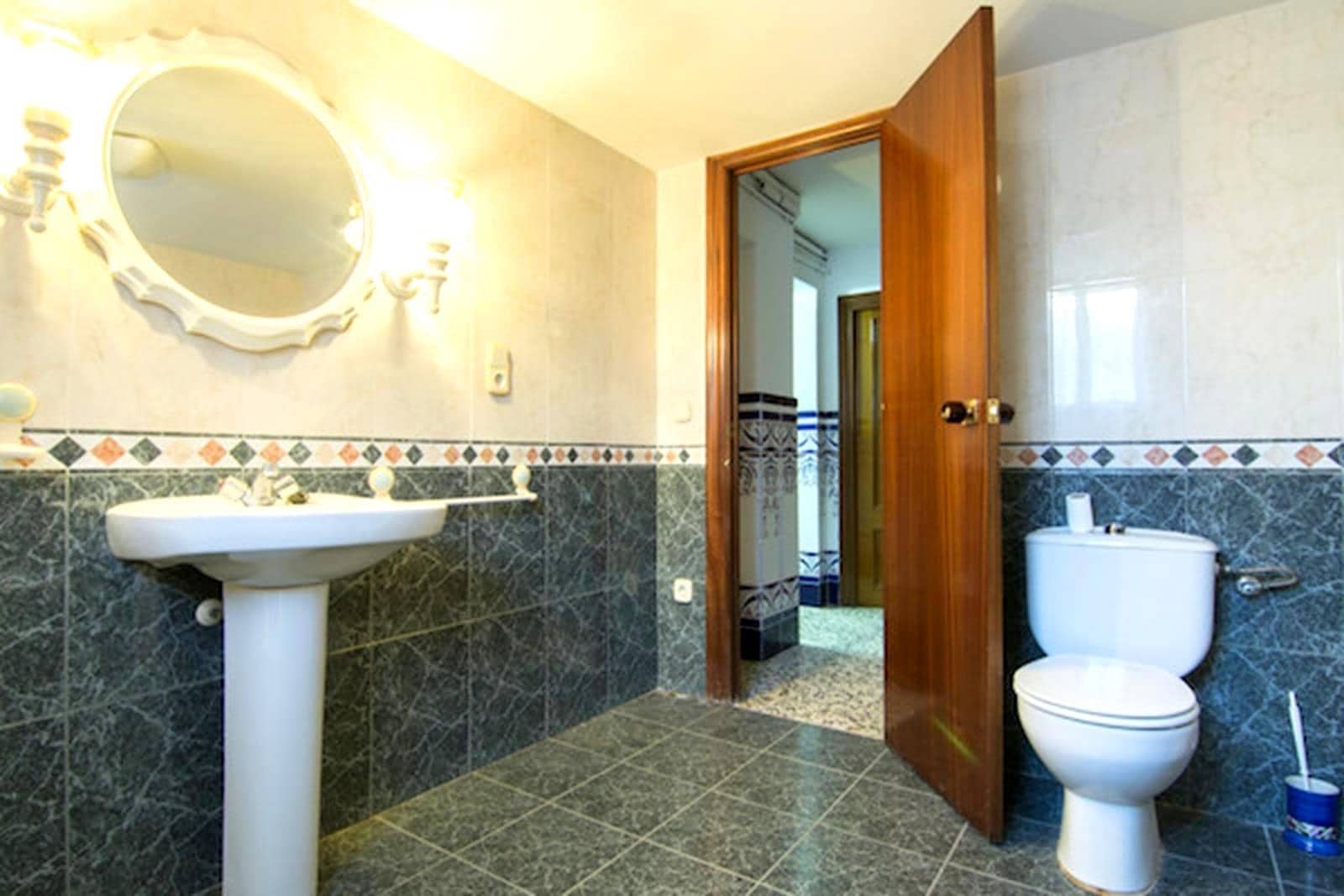 6 soveværelse Villa til salg i Canals med garage - € 400.000 (Ref: 9555975)