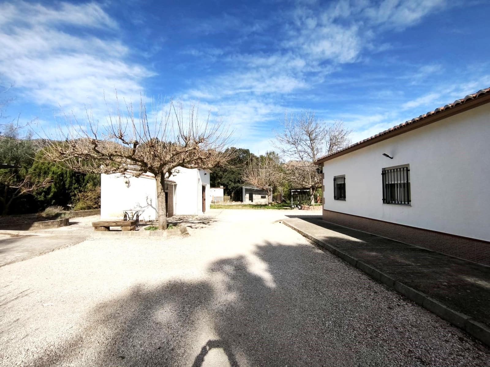3 bedroom Villa for sale in Xativa with pool garage - € 270,000 (Ref: 9648270)