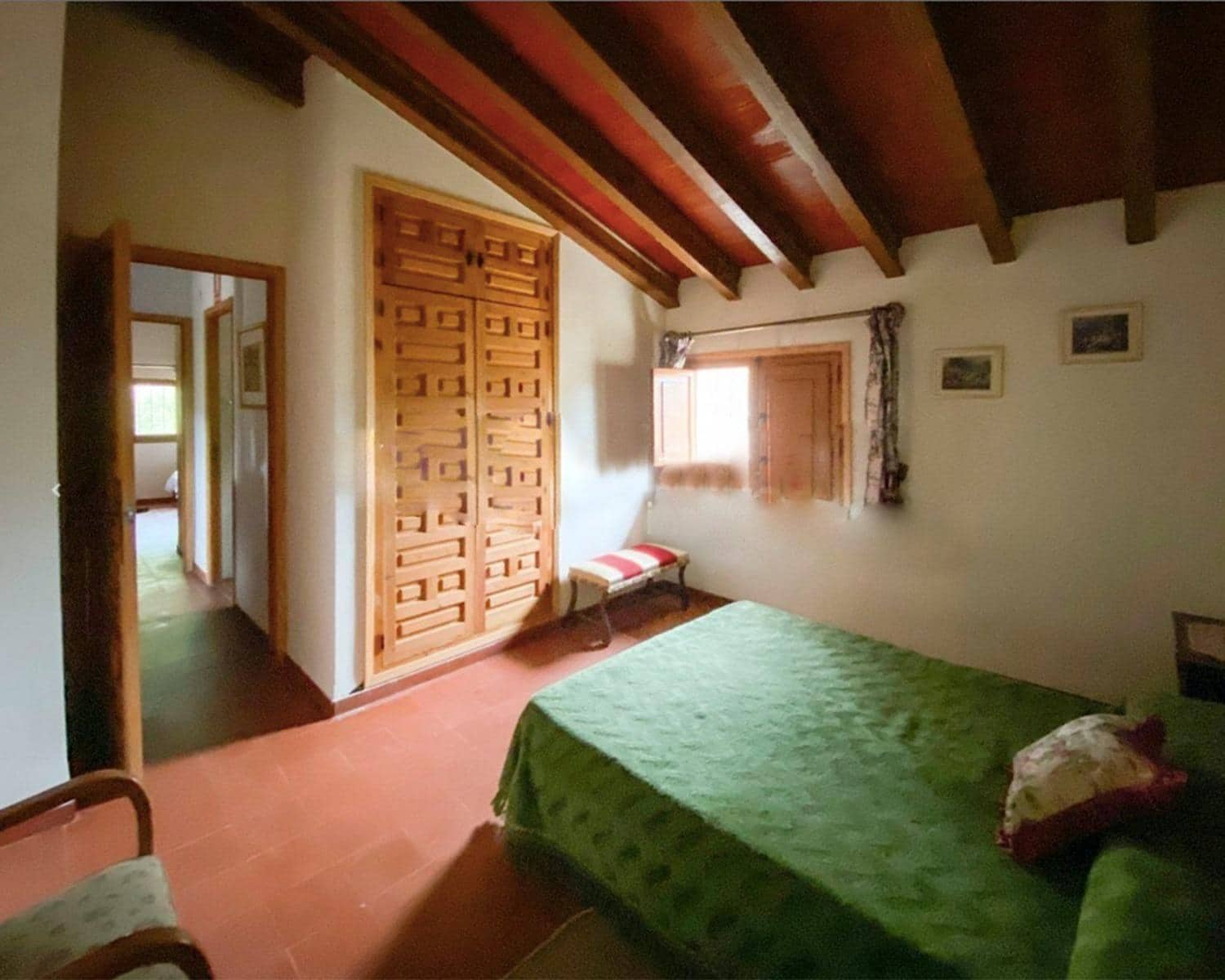 6 bedroom Finca/Country House for sale in La Font de la Figuera - € 360,000 (Ref: 9715008)