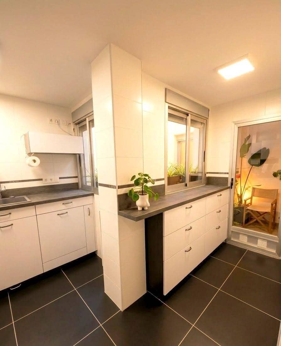 3 sypialnia Mieszkanie na sprzedaż w Masalaves z garażem - 170 000 € (Ref: 9721800)