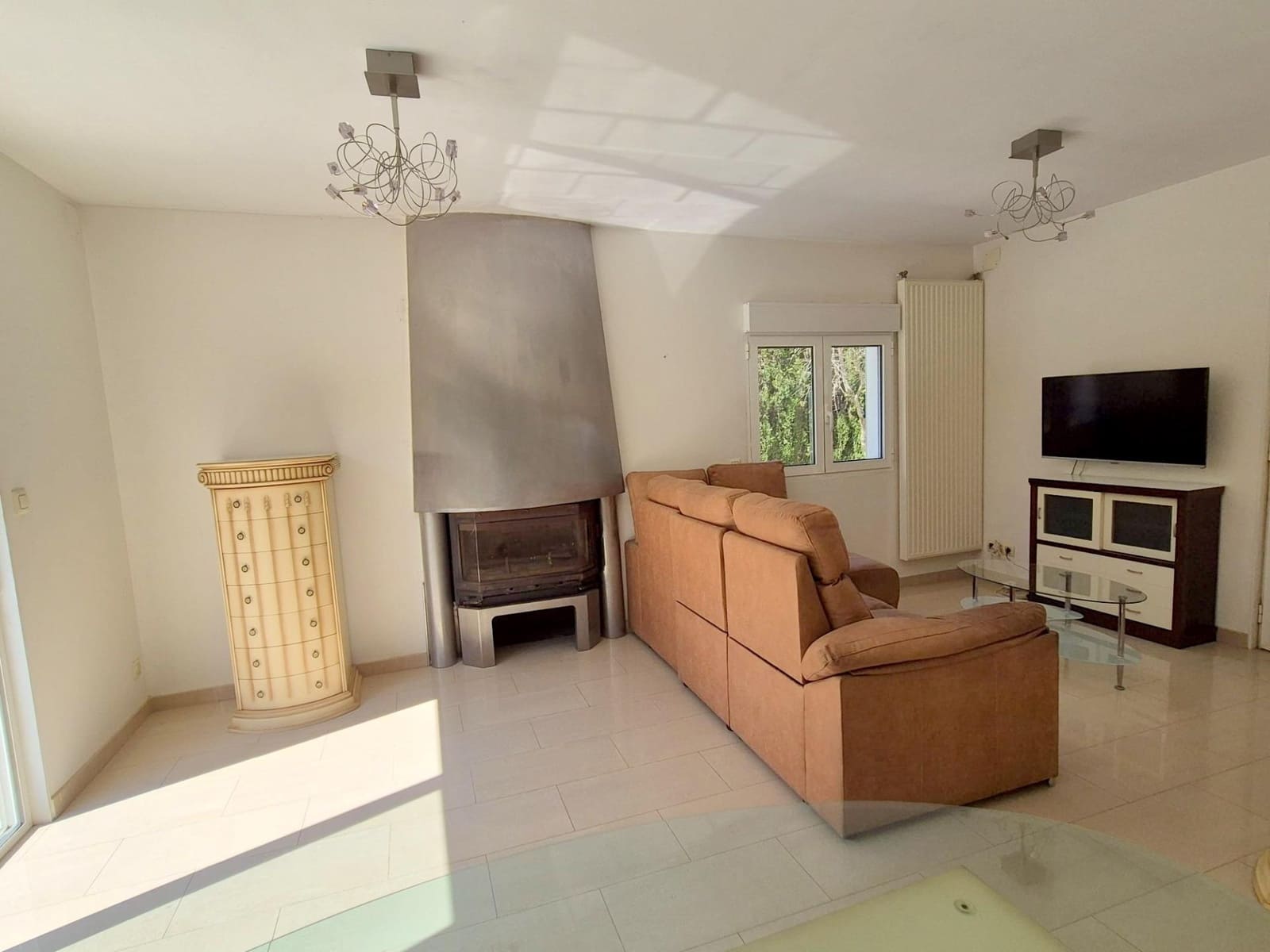 3 bedroom Villa for sale in Moixent with pool garage - € 190,000 (Ref: 9726751)