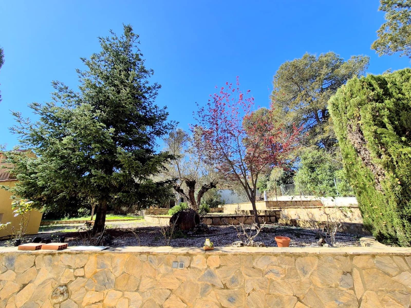 3 bedroom Villa for sale in Moixent with pool garage - € 190,000 (Ref: 9726751)