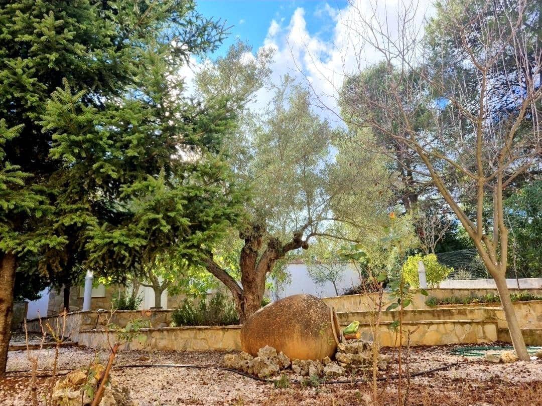 4 soverom Villa til salgs i Moixent med svømmebasseng garasje - € 190 000 (Ref: 9726751)