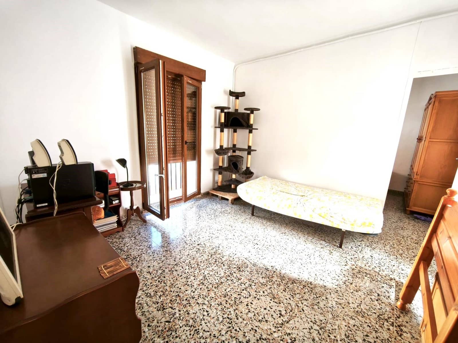 4 bedroom Townhouse for sale in L'Alcudia de Crespins - € 125,000 (Ref: 9726752)