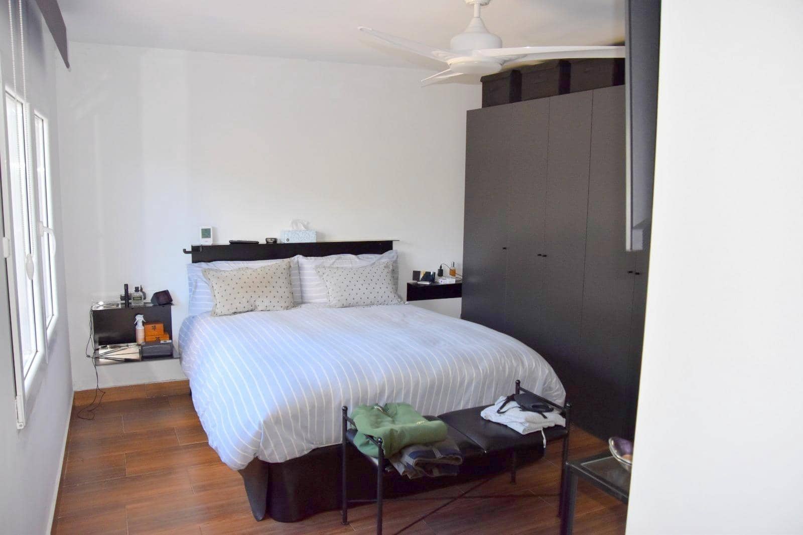 Chalet de 4 habitaciones en Moixent en venta con piscina garaje - 300.000 € (Ref: 9741836)