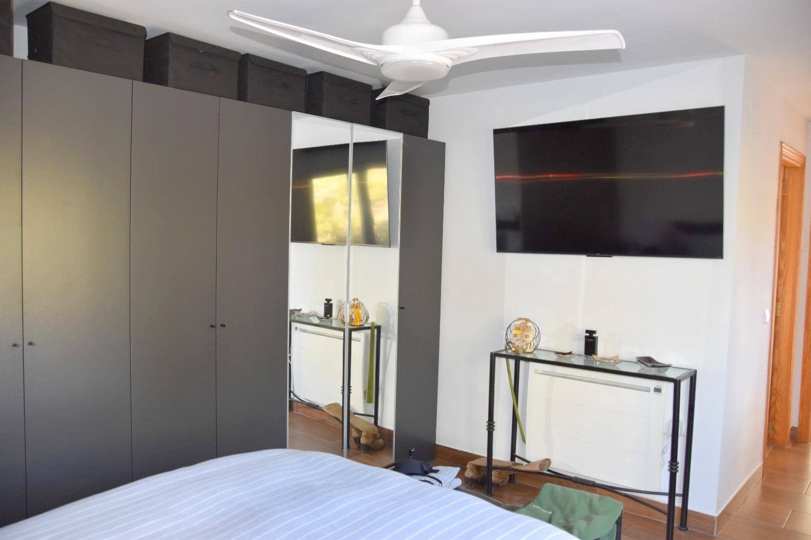 Chalet de 4 habitaciones en Moixent en venta con piscina garaje - 300.000 € (Ref: 9741836)