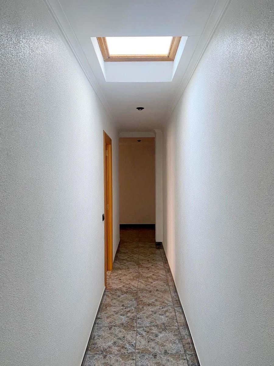 3 bedroom Flat for rent in Moixent - € 400 (Ref: 9752139)