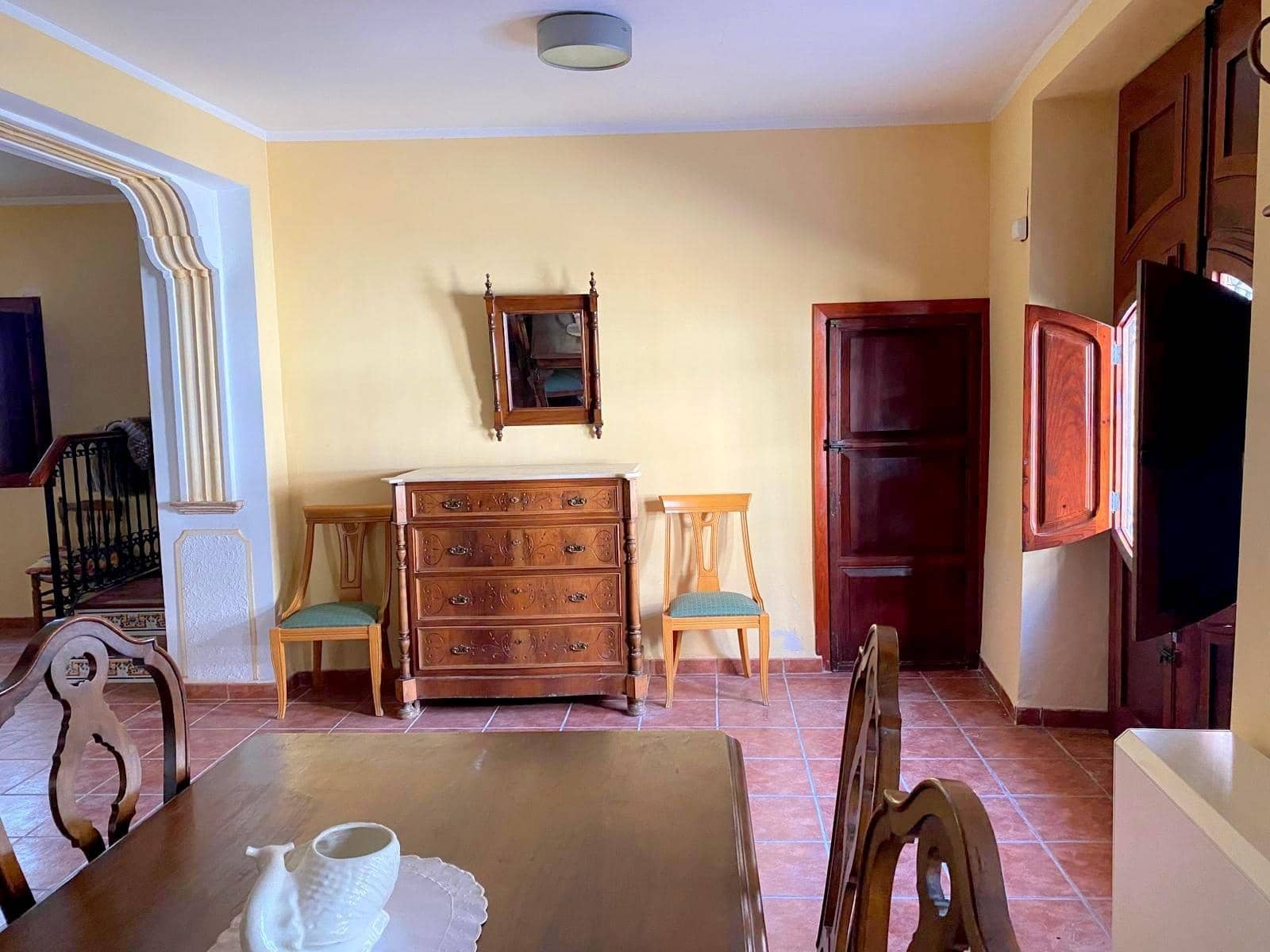 4 bedroom Townhouse for sale in Moixent with pool - € 200,000 (Ref: 9884927)