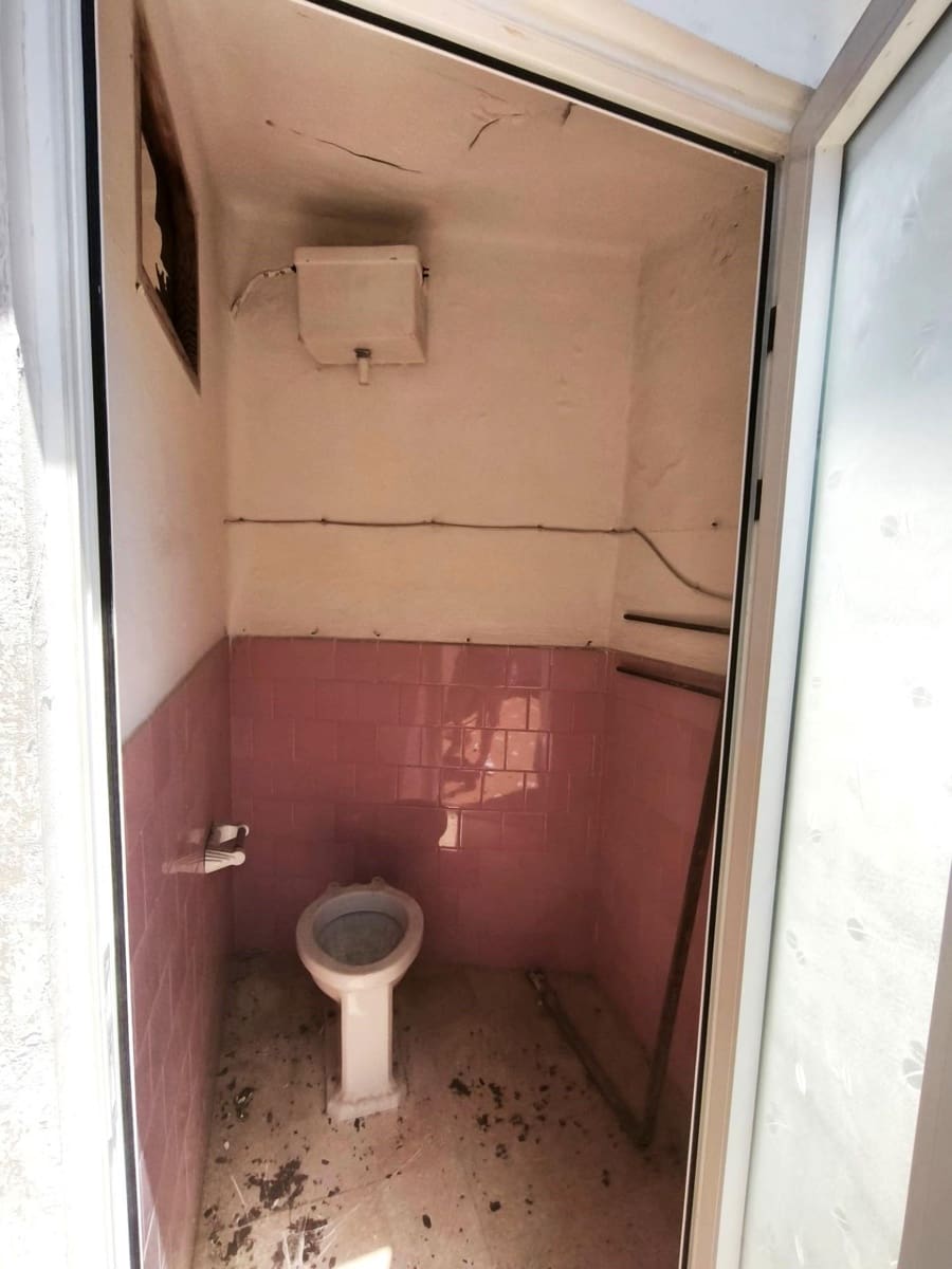 Casa de 5 habitaciones en Canals en venta - 95.000 € (Ref: 9890493)