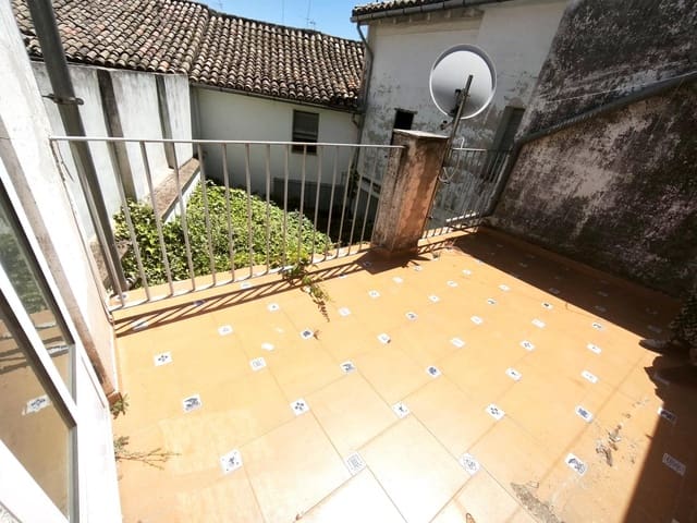 Casa de 5 habitaciones en Canals en venta - 95.000 € (Ref: 9890493)