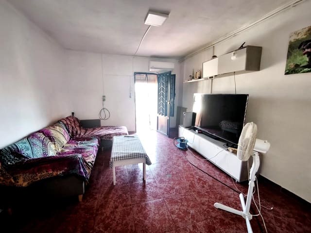 Piso de 3 habitaciones en Xàtiva en venta - 75.000 € (Ref: 9965362)