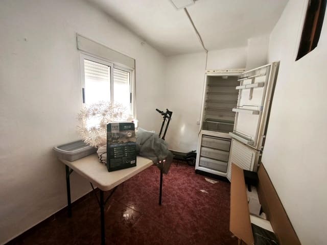 Piso de 3 habitaciones en Xàtiva en venta - 75.000 € (Ref: 9965362)