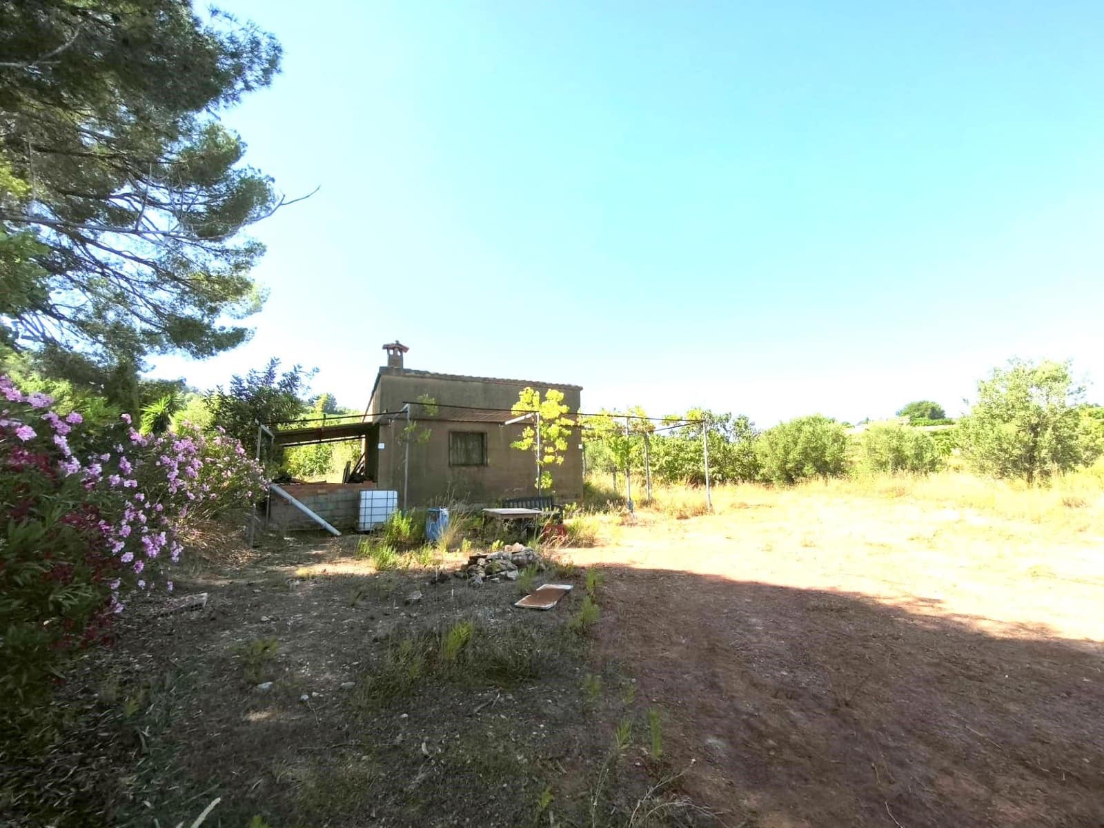 Finca/Country House for sale in Llosa de Ranes - € 59,000 (Ref: 9975526)