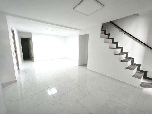 3 slaapkamer Flat te koop in Benigánim - € 145.000 (Ref: 9990798)