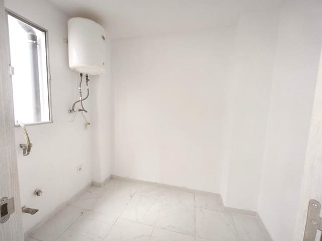 3 makuuhuone Huoneisto myytävänä paikassa Benigánim - 125 000 € (Ref: 9990799)