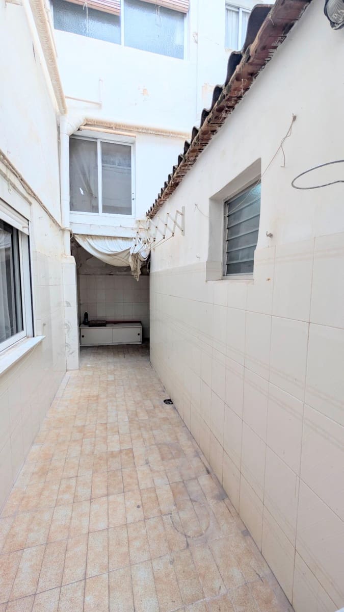 3 quarto Apartamento para venda em Elche / Elx - 120 000 € (Ref: 9677973)