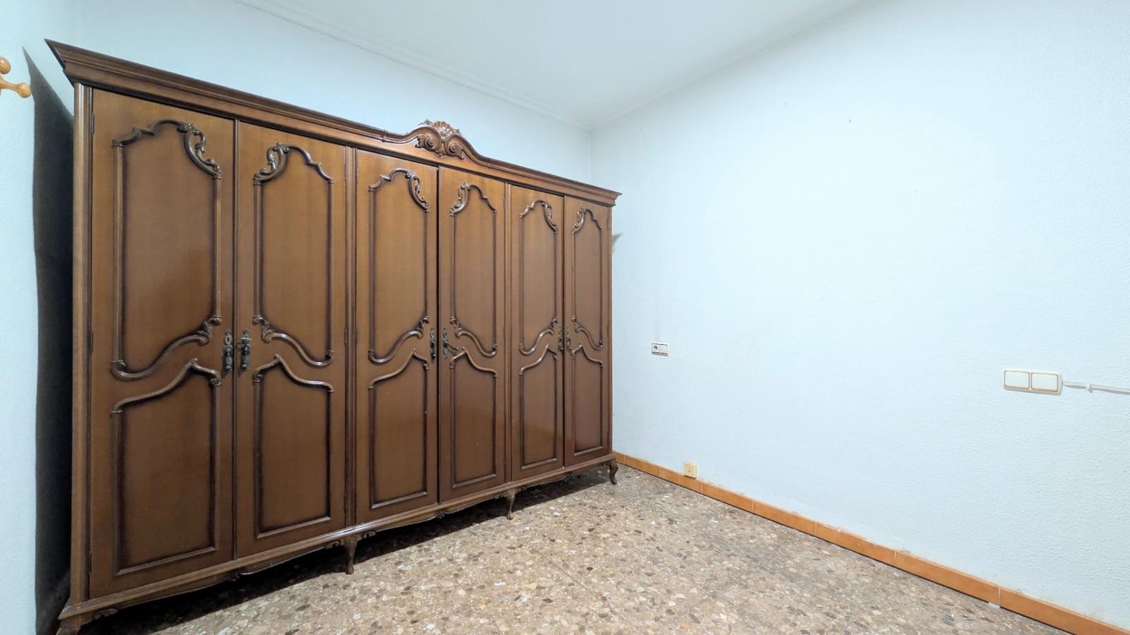 3 quarto Apartamento para venda em Elche / Elx - 120 000 € (Ref: 9677973)