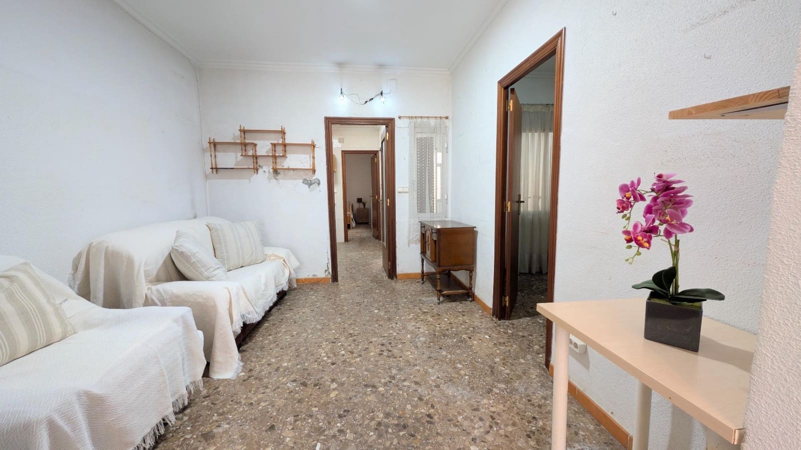 3 quarto Apartamento para venda em Elche / Elx - 120 000 € (Ref: 9677973)