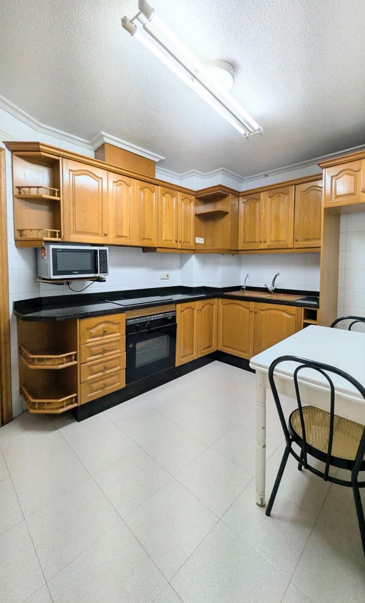 3 soveværelse Lejlighed til salg i Elche / Elx - € 190.000 (Ref: 9677974)