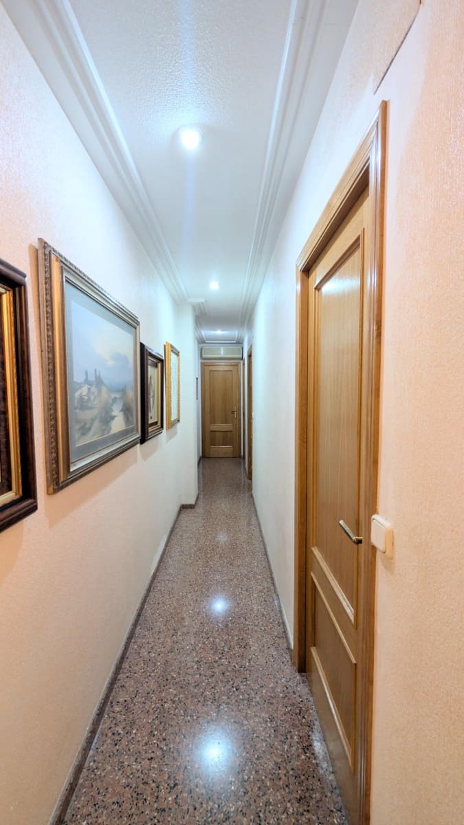 3 soveværelse Lejlighed til salg i Elche / Elx - € 190.000 (Ref: 9677974)