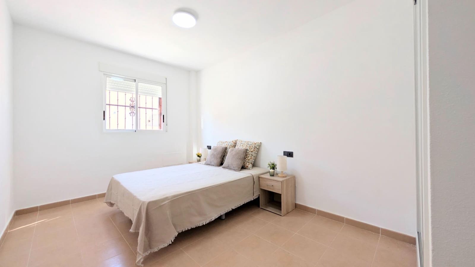 2 slaapkamer Bungalow te koop in San Fulgencio met zwembad garage - € 189.000 (Ref: 9677975)