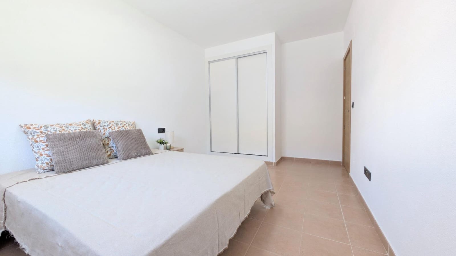 2 slaapkamer Bungalow te koop in San Fulgencio met zwembad garage - € 189.000 (Ref: 9677975)