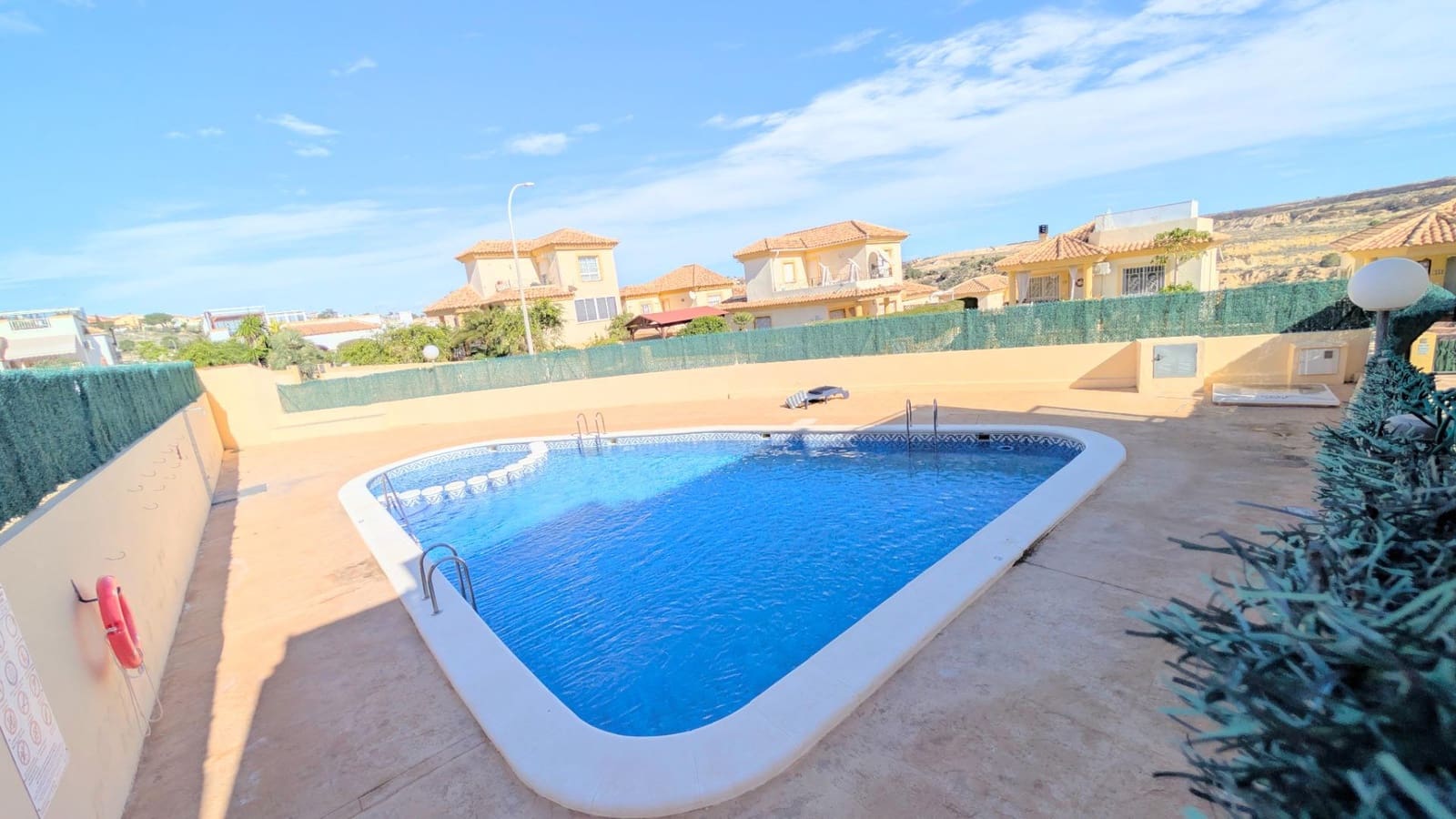 2 slaapkamer Bungalow te koop in San Fulgencio met zwembad garage - € 189.000 (Ref: 9677975)