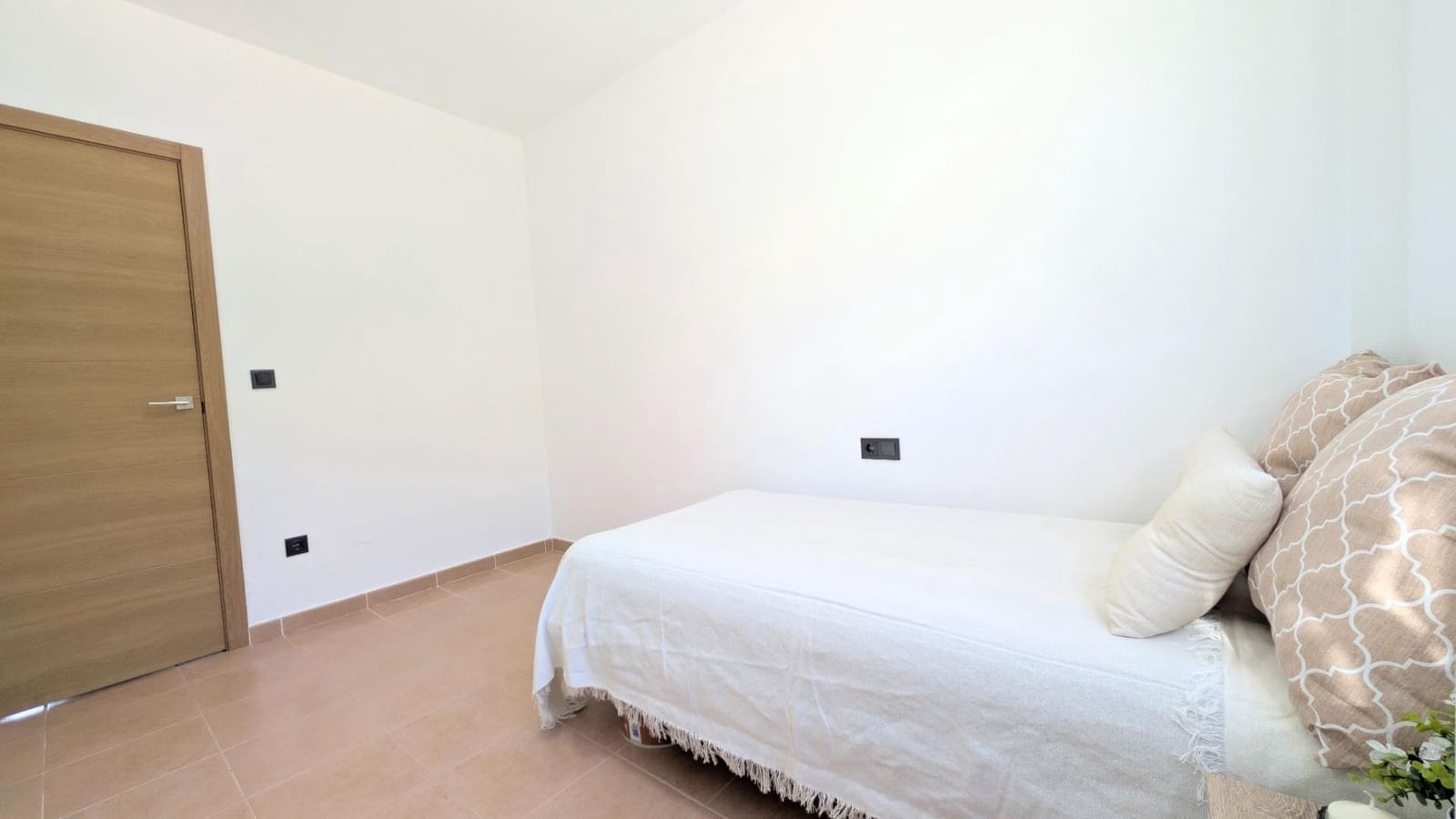 2 slaapkamer Bungalow te koop in San Fulgencio met zwembad garage - € 189.000 (Ref: 9677975)