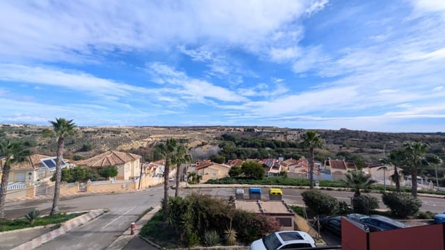 Adosado de 2 habitaciones en San Fulgencio en venta con piscina garaje - 189.000 € (Ref: 9677977)