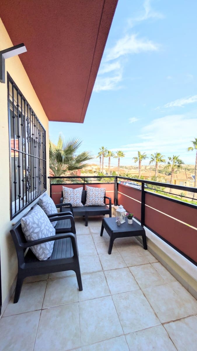 Adosado de 2 habitaciones en San Fulgencio en venta con piscina garaje - 189.000 € (Ref: 9677977)