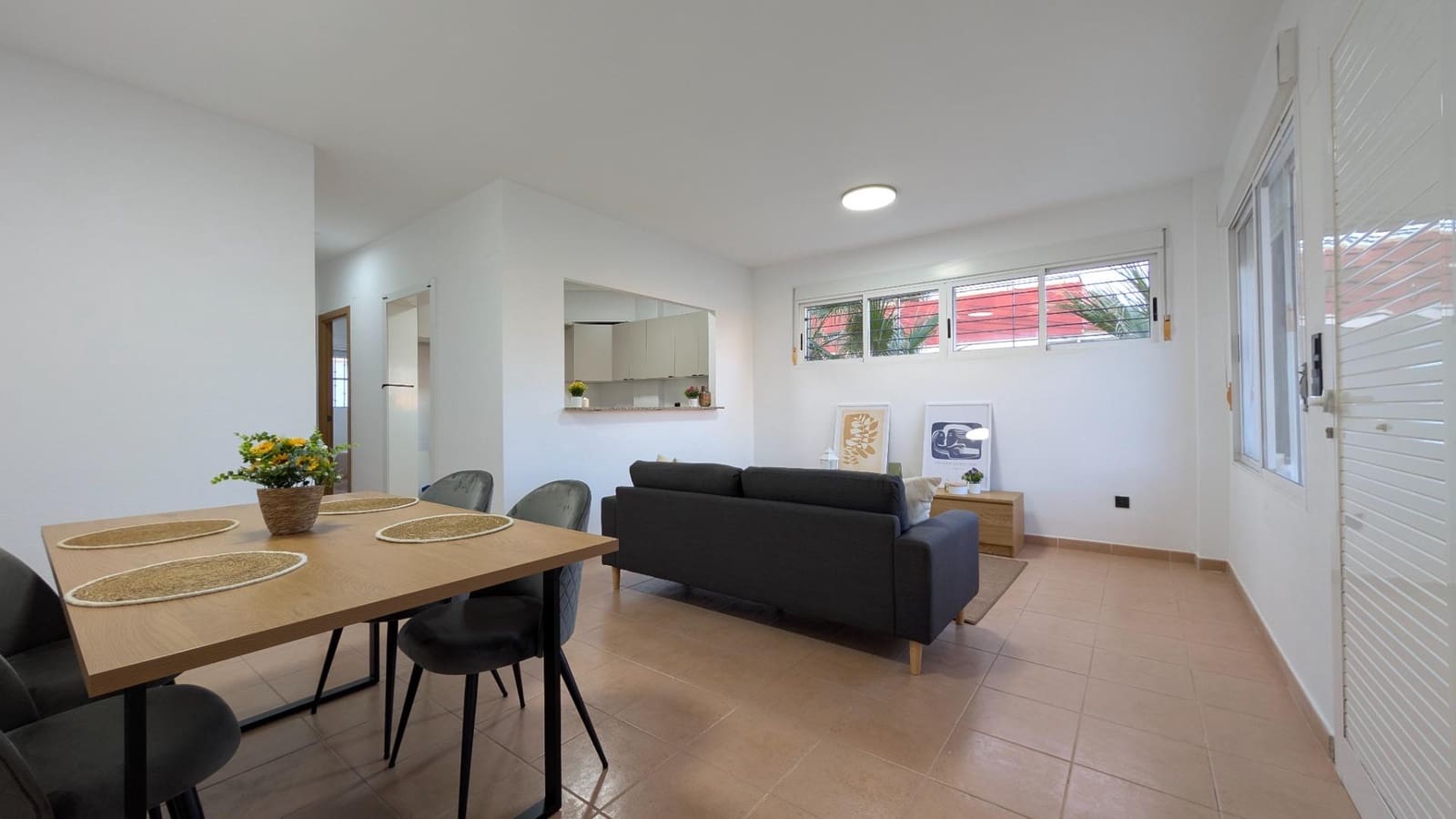 Adosado de 2 habitaciones en San Fulgencio en venta con piscina garaje - 189.000 € (Ref: 9677977)