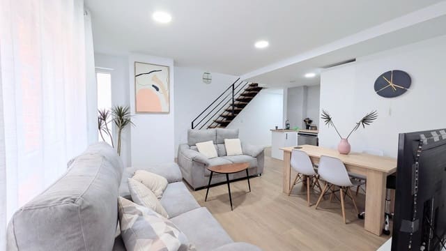 2 quarto Apartamento para arrendar em Elche / Elx - 900 € (Ref: 9677978)