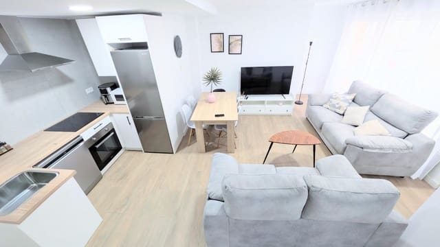 2 quarto Apartamento para arrendar em Elche / Elx - 900 € (Ref: 9677978)