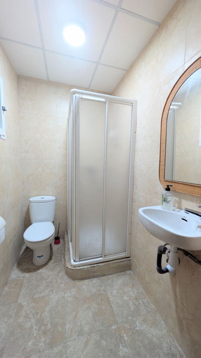 4 sypialnia Willa do wynajęcia w Elche / Elx - 900 € (Ref: 9677981)