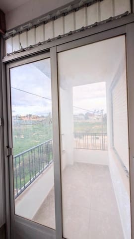 4 sypialnia Willa do wynajęcia w Elche / Elx - 900 € (Ref: 9677981)