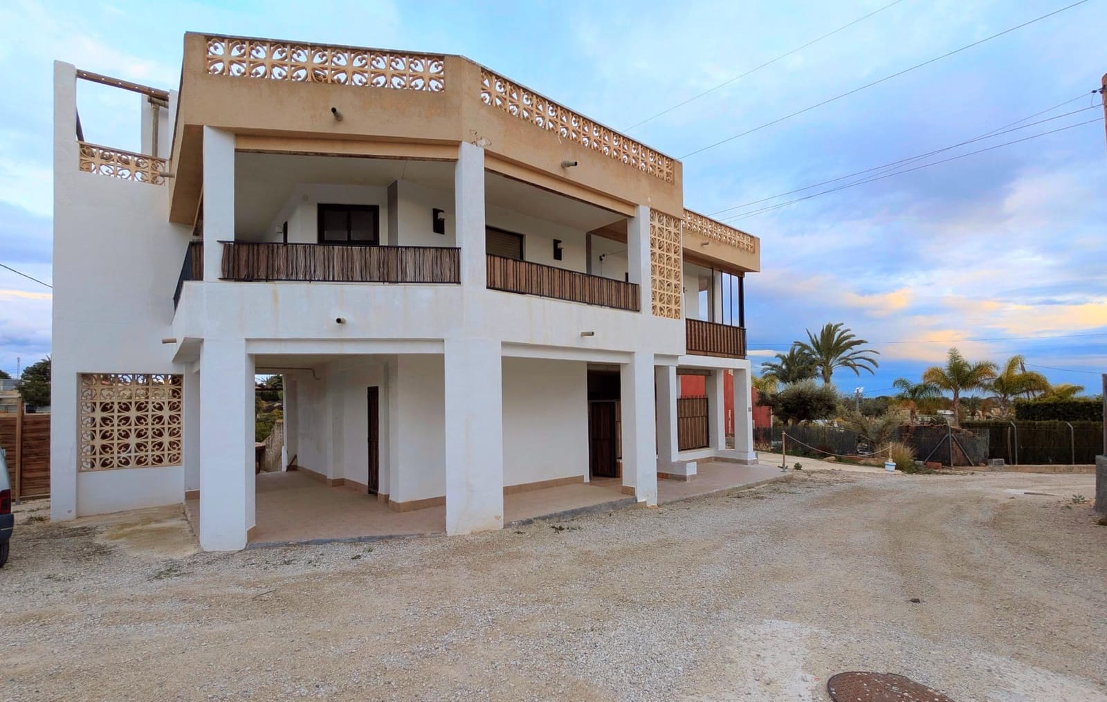 4 sypialnia Willa do wynajęcia w Elche / Elx - 900 € (Ref: 9677981)