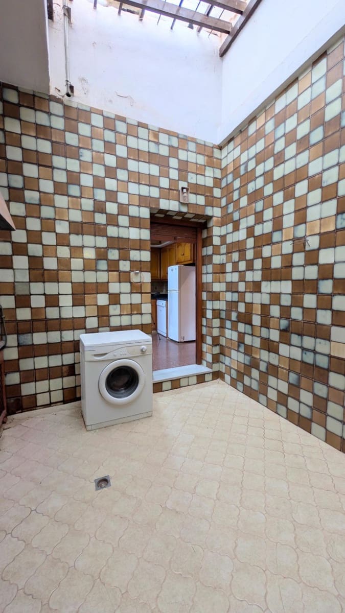 6 camera da letto Villa in vendita in Perleta con piscina garage - 475.000 € (Rif: 9677983)