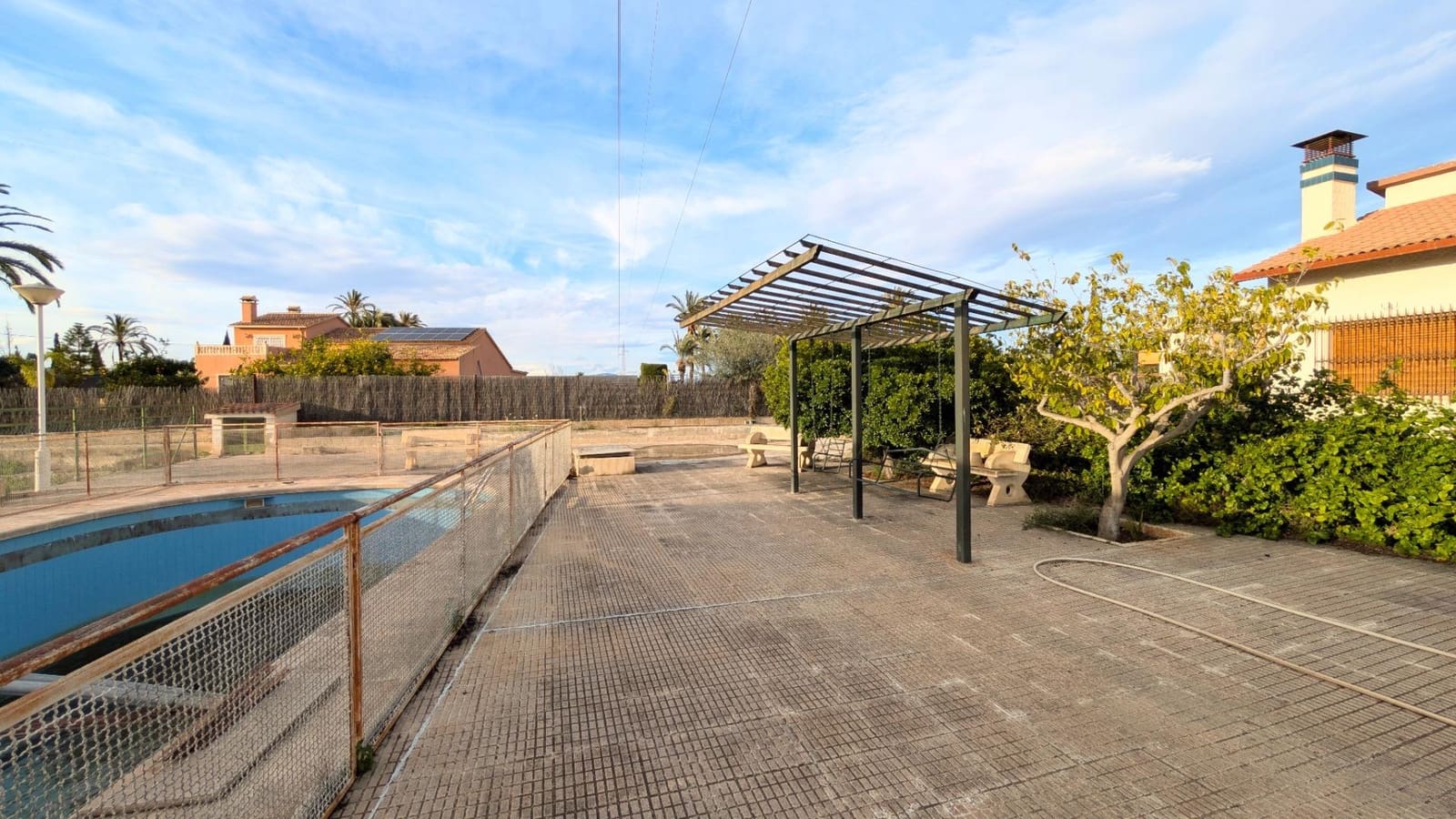 6 camera da letto Villa in vendita in Perleta con piscina garage - 475.000 € (Rif: 9677983)