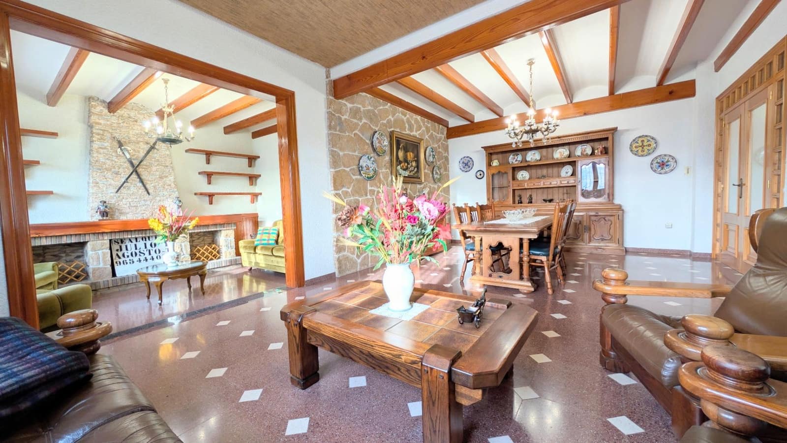 6 camera da letto Villa in vendita in Perleta con piscina garage - 475.000 € (Rif: 9677983)