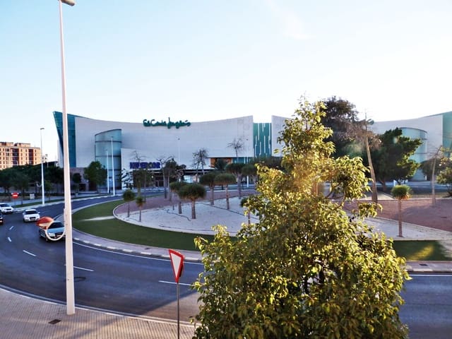 3 soveværelse Lejlighed til salg i Elche / Elx med swimmingpool garage - € 235.000 (Ref: 9677984)