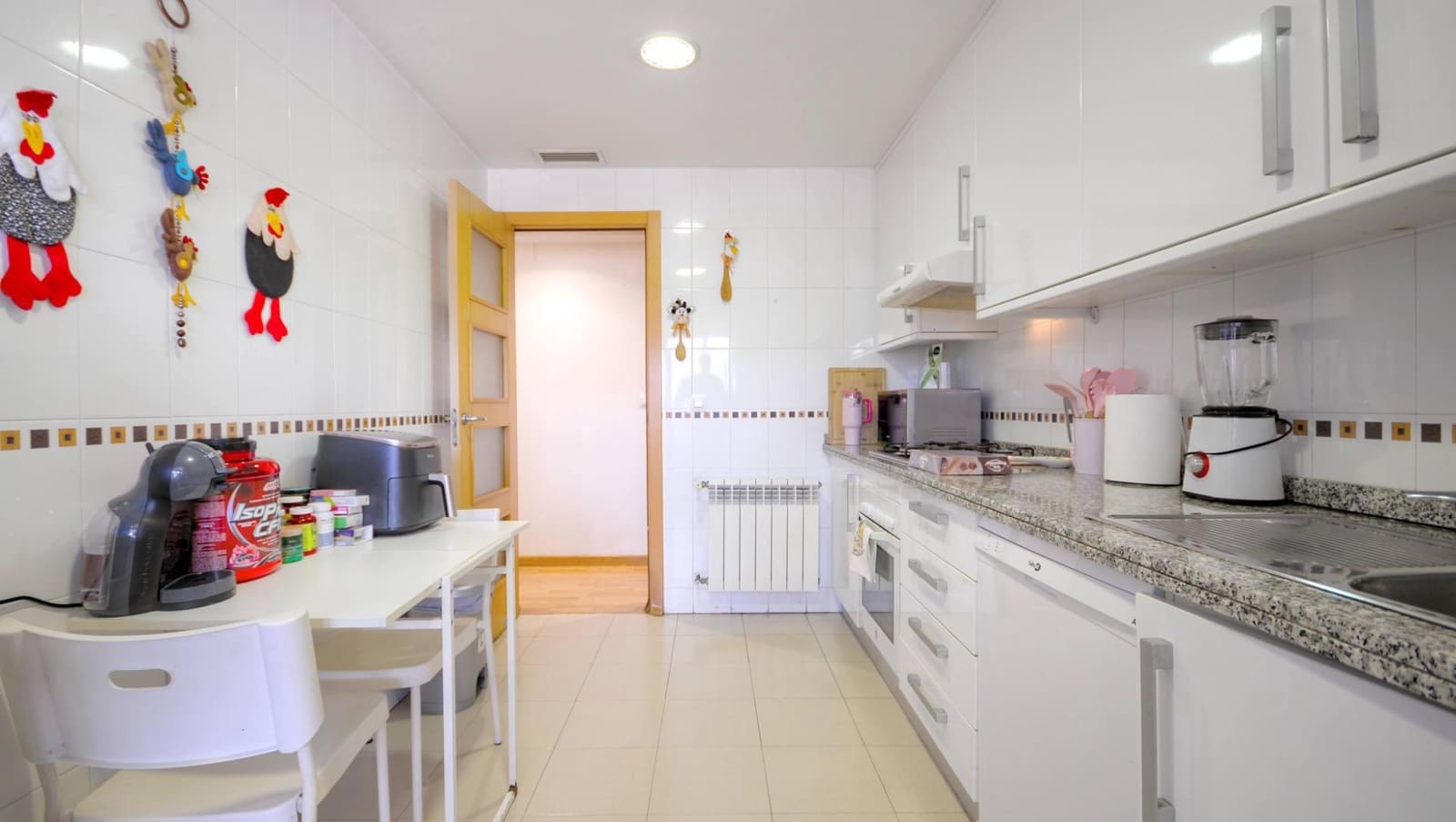 3 sypialnia Mieszkanie na sprzedaż w Elche / Elx z basenem garażem - 235 000 € (Ref: 9677984)