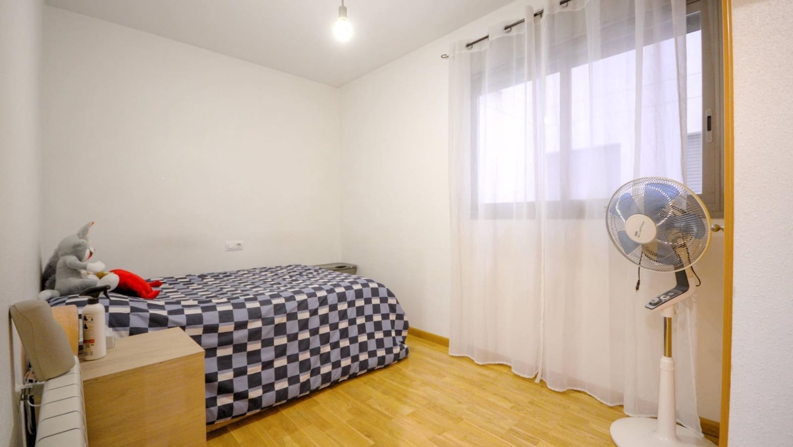 3 sypialnia Mieszkanie na sprzedaż w Elche / Elx z basenem garażem - 235 000 € (Ref: 9677984)