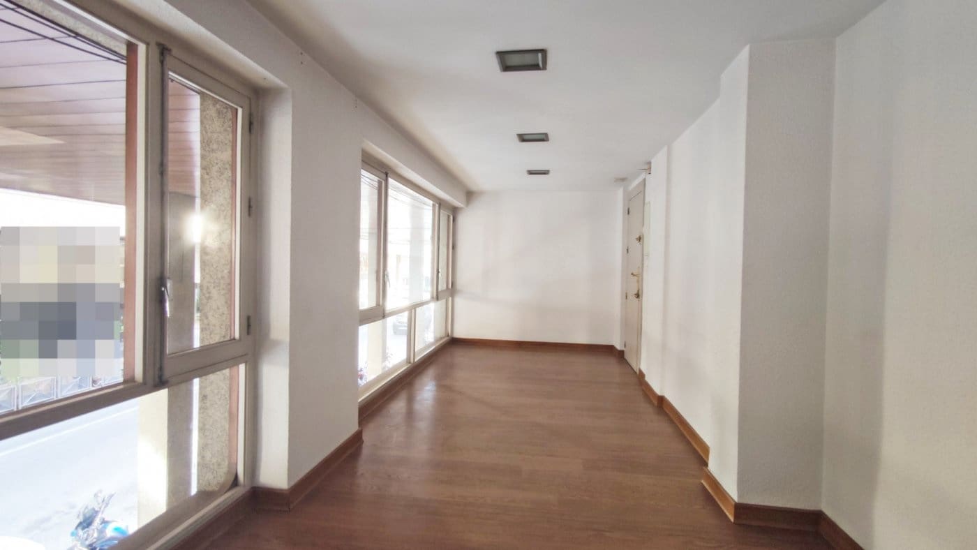 Kontor att hyra i Elche / Elx - 650 € (Ref: 9677986)