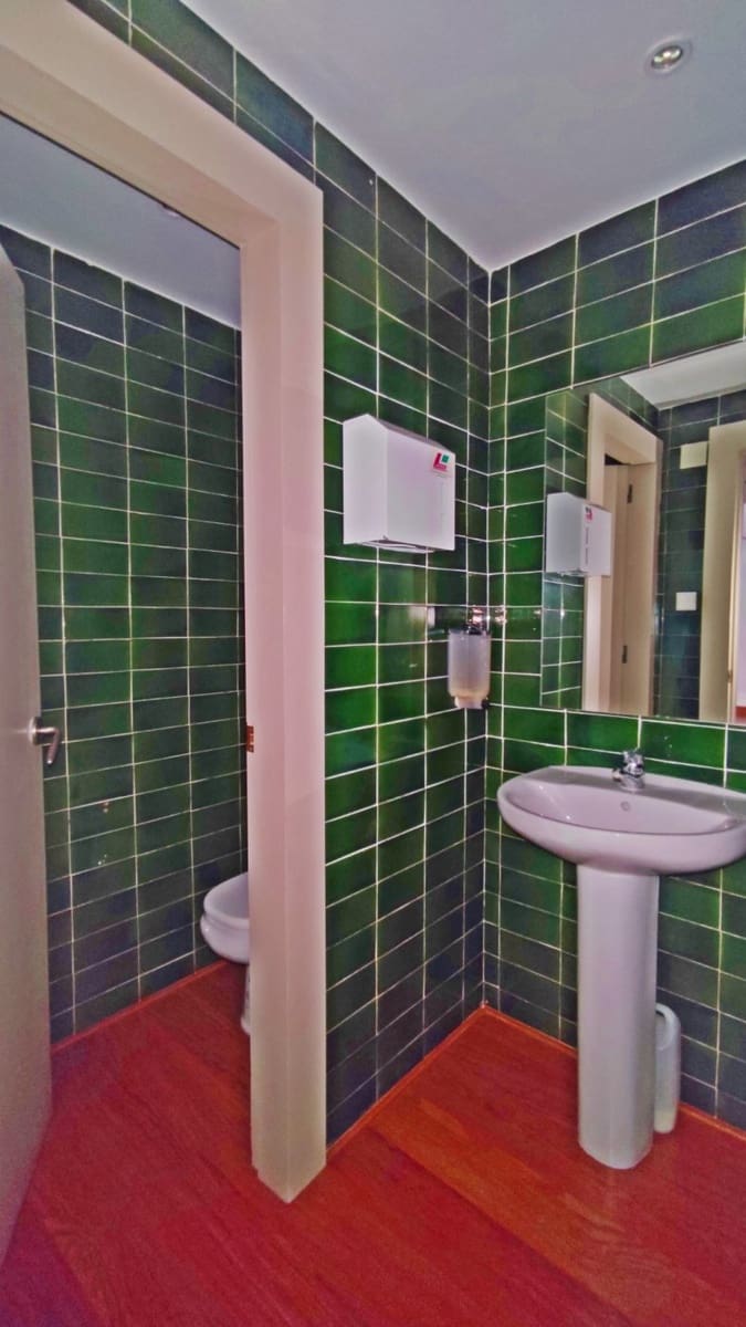 Kontor att hyra i Elche / Elx - 650 € (Ref: 9677986)