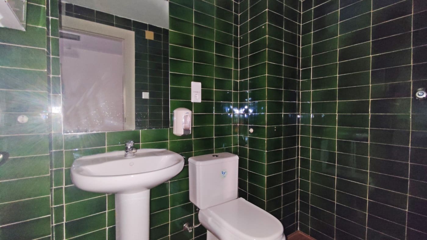 Kontor att hyra i Elche / Elx - 650 € (Ref: 9677986)